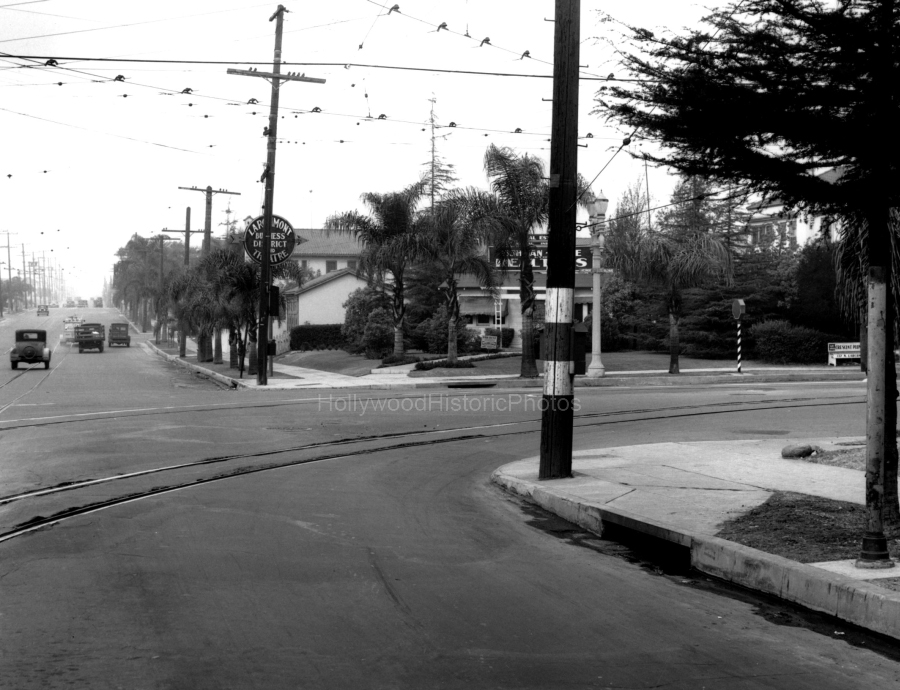 3-Larchmont1932At3rdStreet