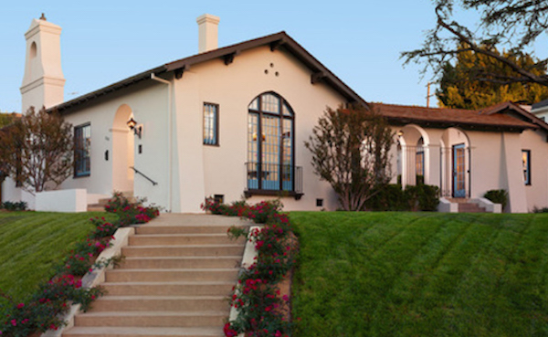 Holiday Party Venue at The Home Of Scott Lander