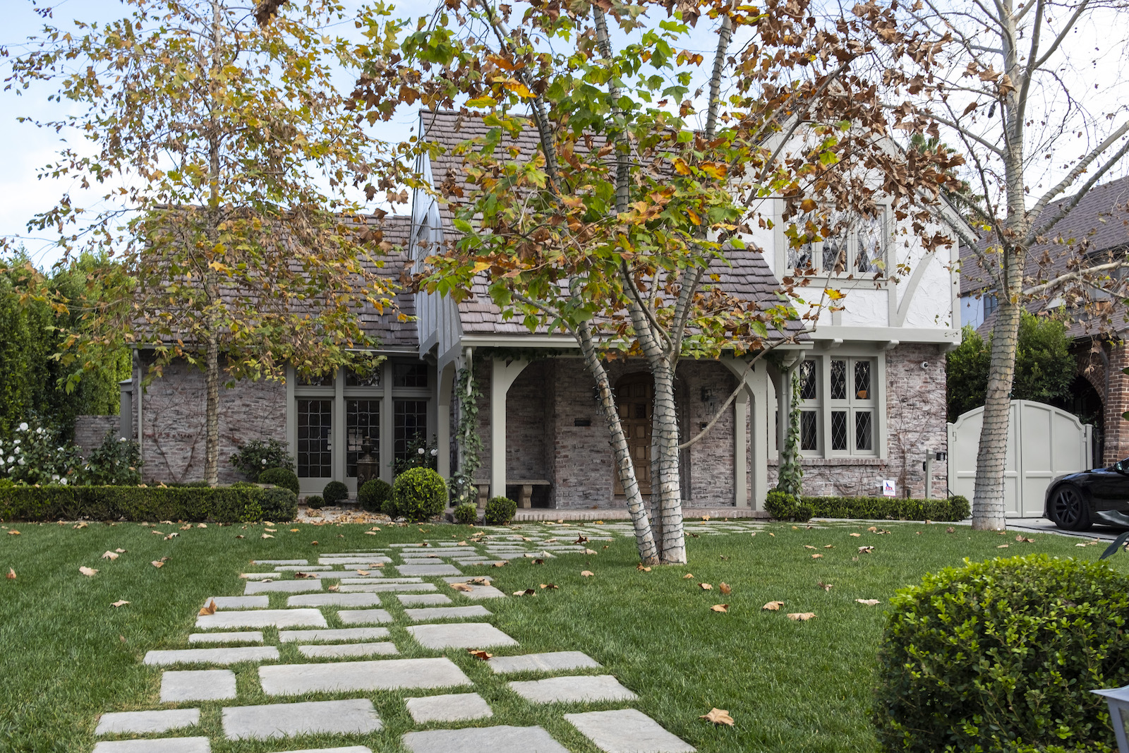 420 No. McCadden Place, Hancock Park Windsor Square Hancock Park