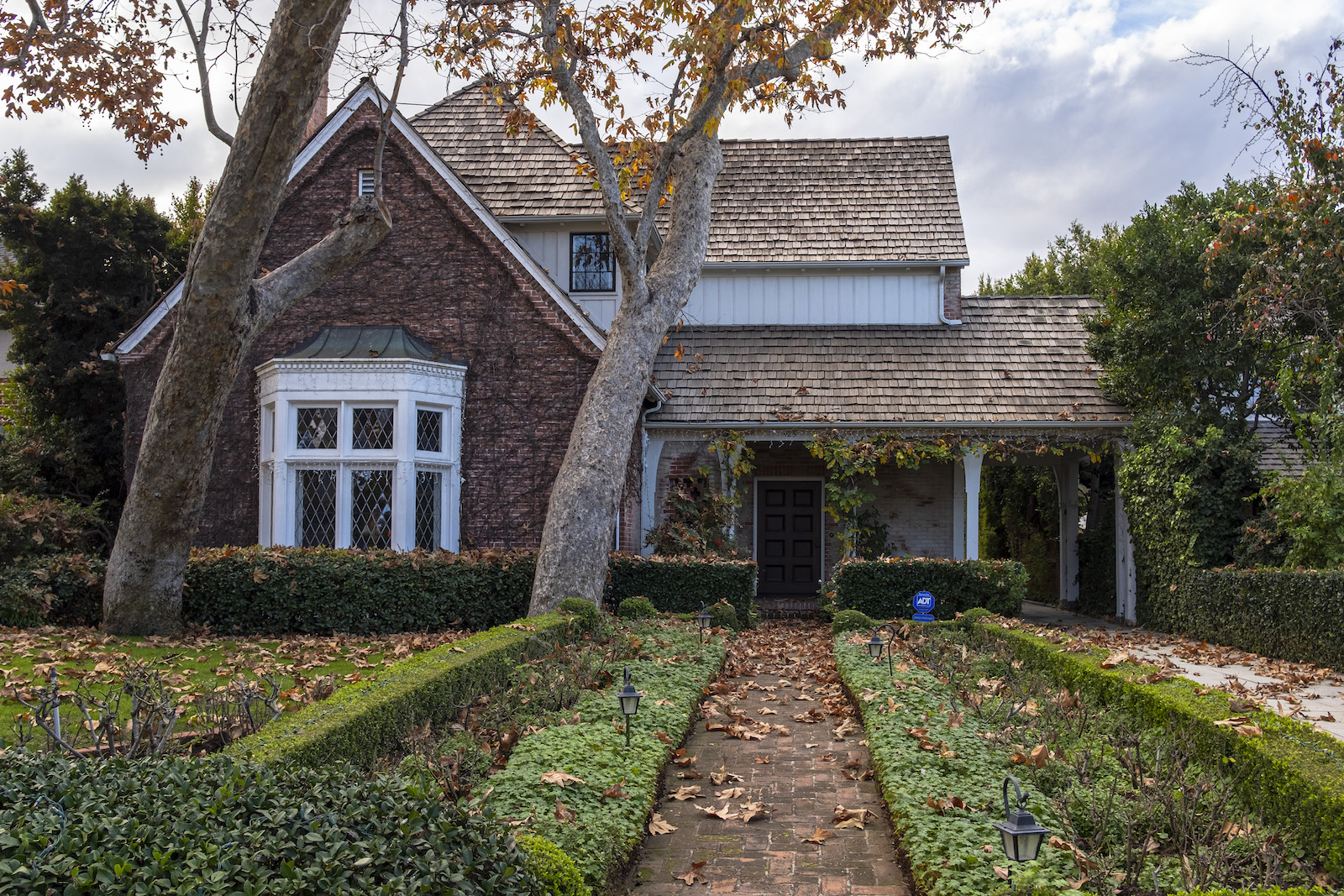 425 North McCadden Place, Hancock Park Windsor Square Hancock Park